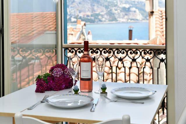 Апартаменти Menton Nella Vecchia Citta Con Vista Mare Екстер'єр фото